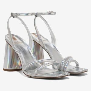 NIB Sam Edelman Kia Strappy Block Heel Sandal in Silver Metallic